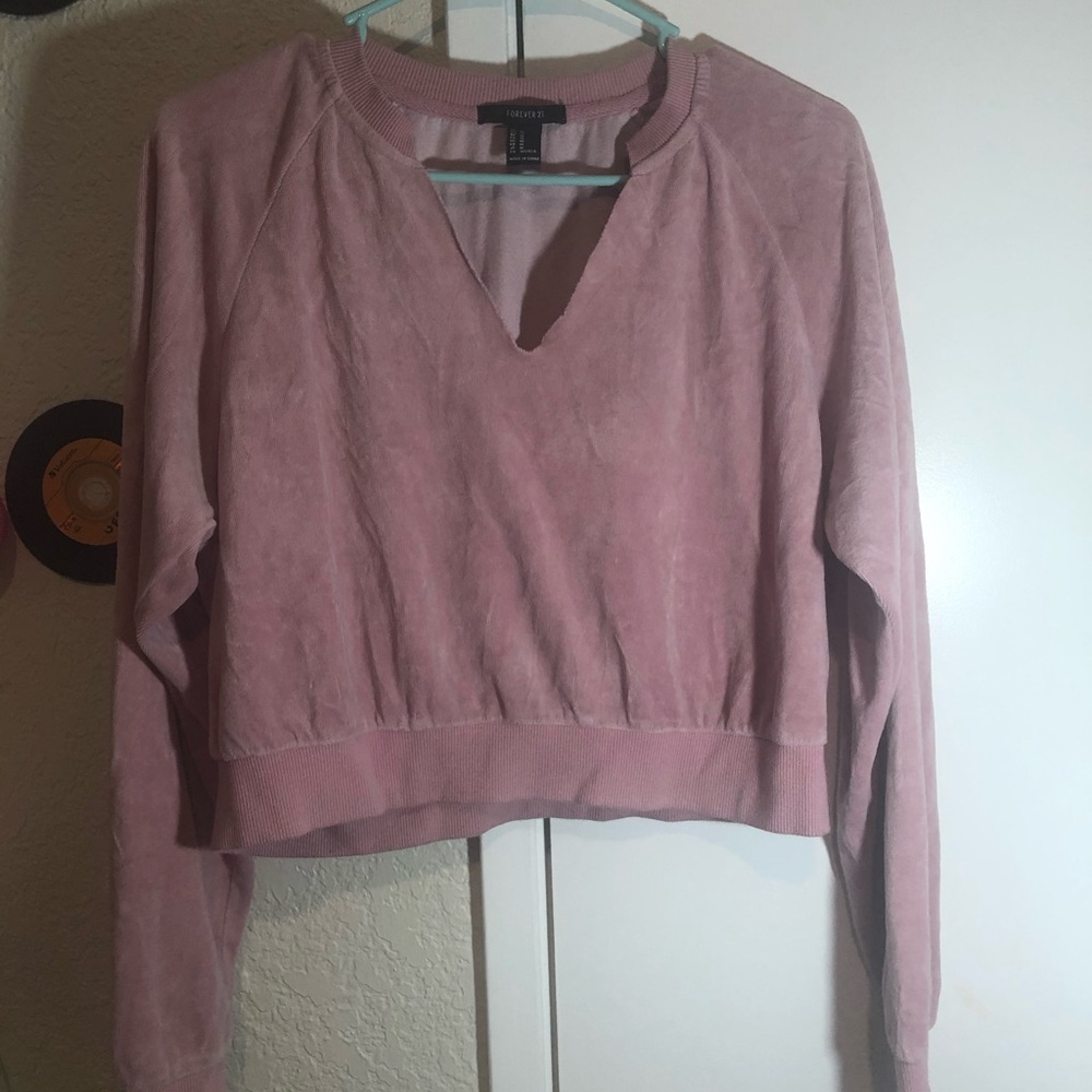 Forever 21 pink crop sweater💞